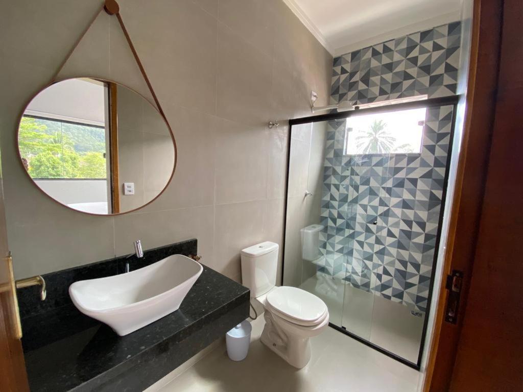 Bela Casa Totalmente Nova Com Piscina 300m Da