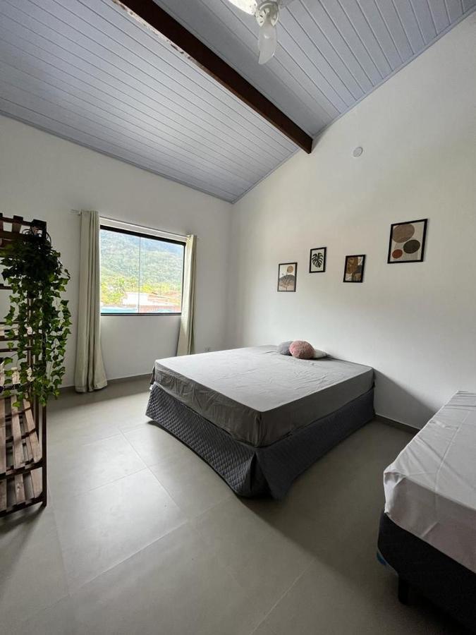 Bela Casa Totalmente Nova Com Piscina 300m Da