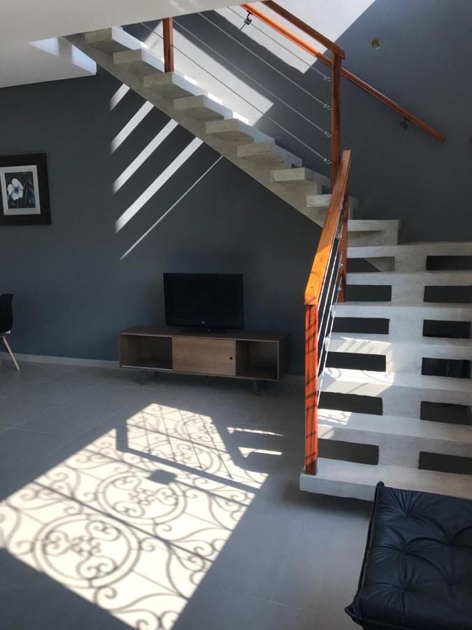 Bela Casa Totalmente Nova Com Piscina 300m Da Casa de férias *